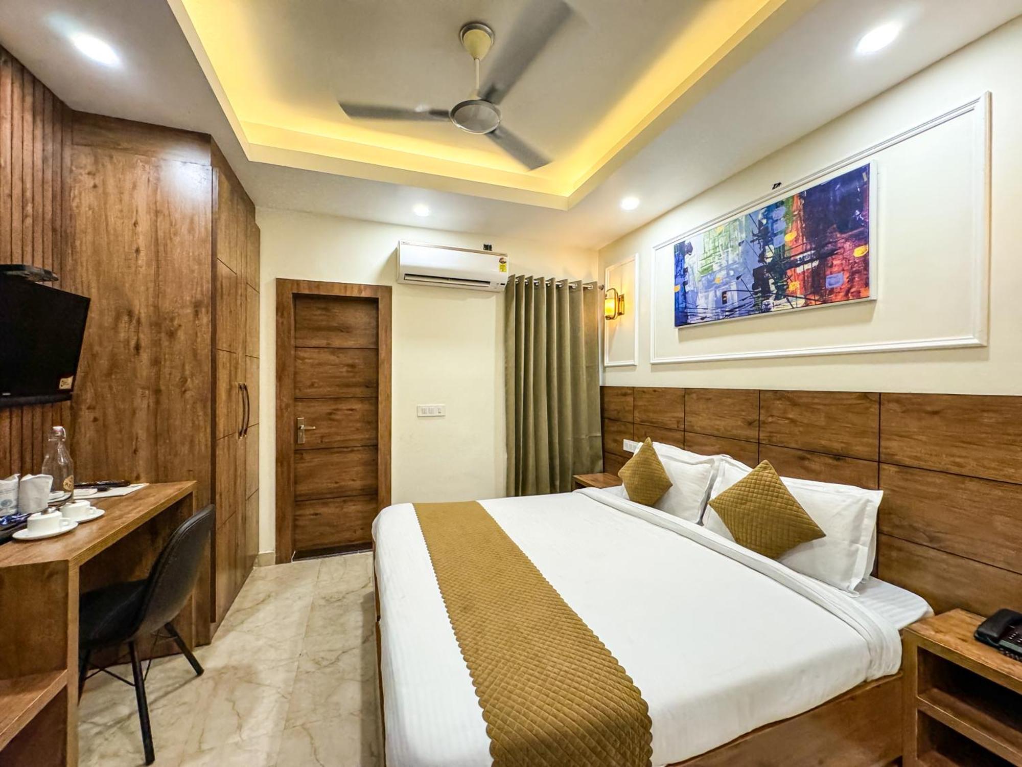 Hotel Nirvana Bliss, Behind Parmarth Niketan リシケーシュ エクステリア 写真