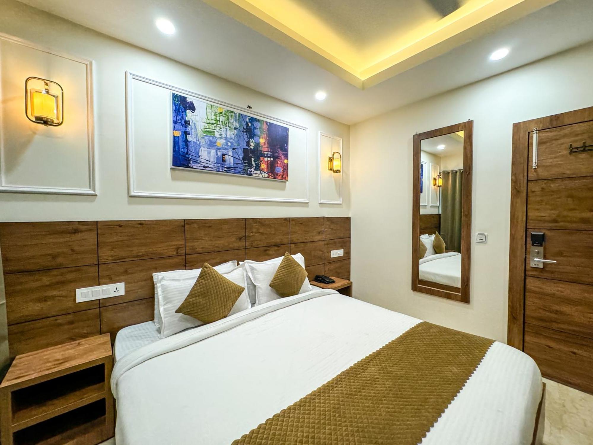 Hotel Nirvana Bliss, Behind Parmarth Niketan リシケーシュ エクステリア 写真